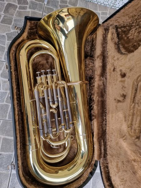 Tuba Yamaha ybb321